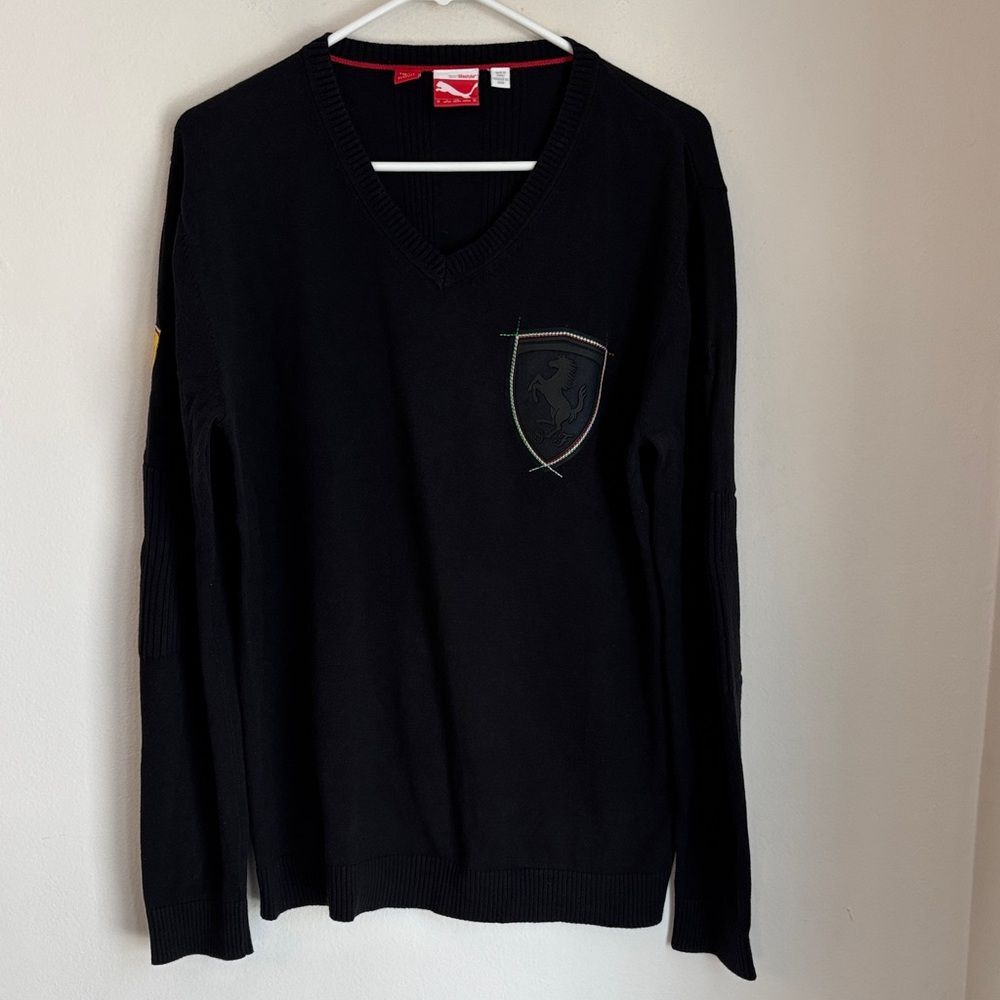 Puma X Seuderia Ferrari Black V-Neck knit men’s unisex logo Sweater size MED EUC